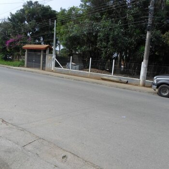 Foto de Terreno com 7.764m² - Frente para Rodovia Quintino de Lima - Ideal para comércio.