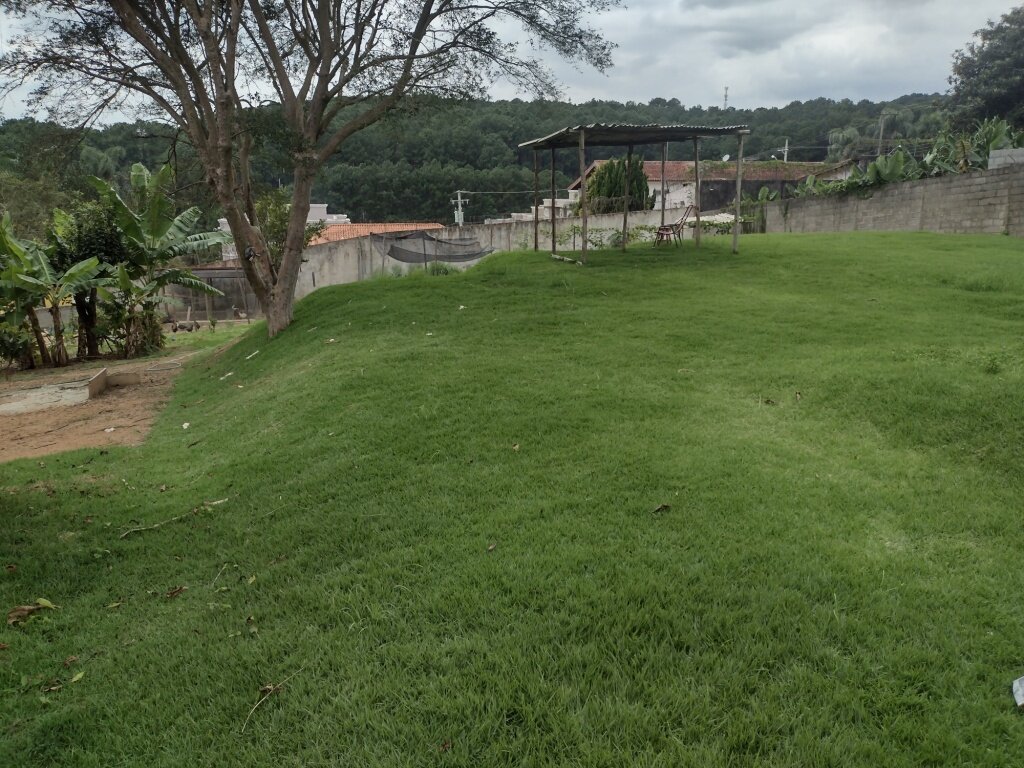 Foto de Terreno 1.400m² - Excelente localização - a 2km do centro de São Roque/SP